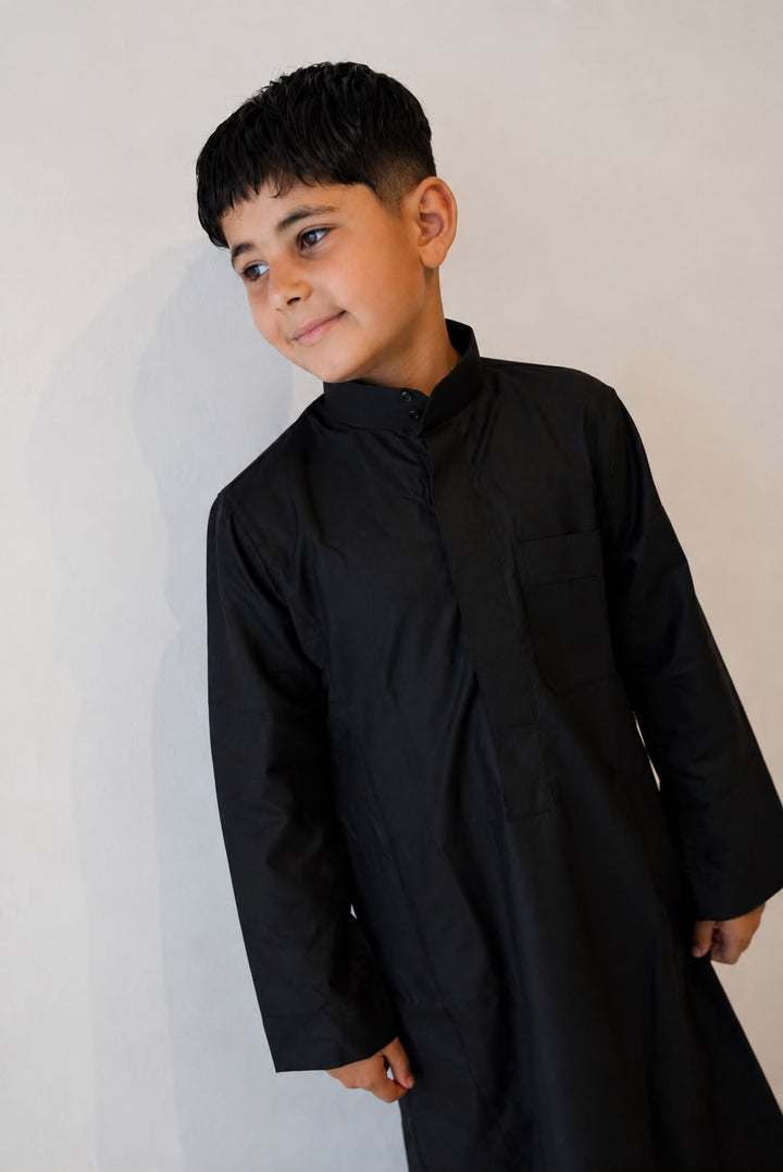 Boys' black thobe